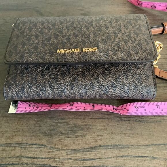 Michael Kors Jet Set - Picture 6 of 10